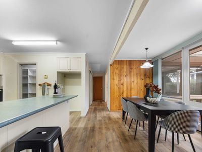 18 Thompson Court, Werribee