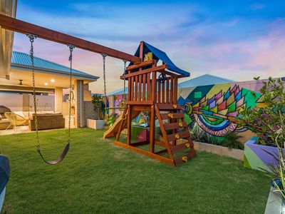 102 Seaside Avenue, Yanchep