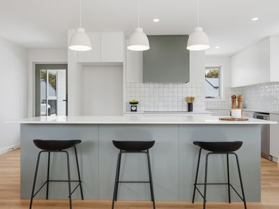 2 / 61 Stanley Street, Summerhill