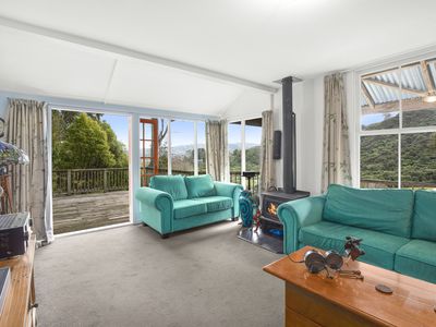 10 Prebble Grove, Naenae
