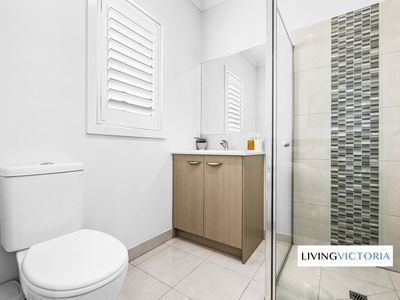 12 Arthurdale Crescent, Werribee