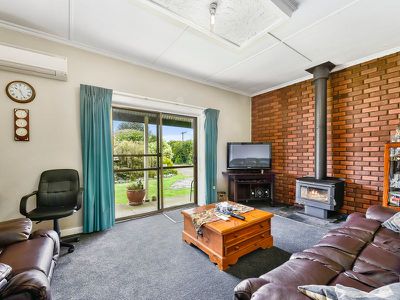 16 Benton street, Millicent