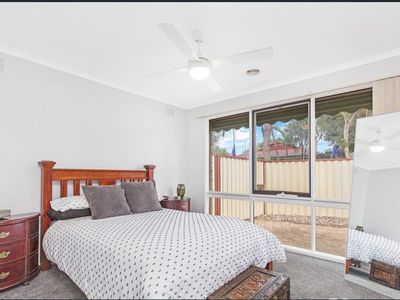 6 Owen Court, Werribee