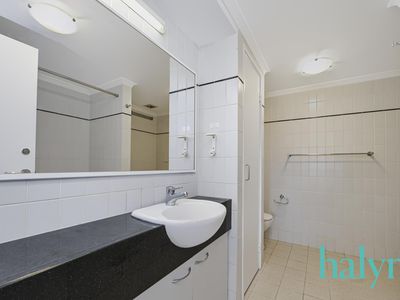 105 / 126 Mounts Bay Road, Perth