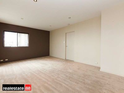 40 / 12 Tanunda Drive, Rivervale