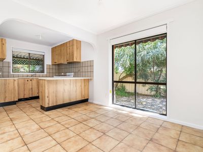2 / 21 FLETCHER COURT, Wodonga