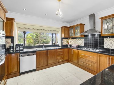 33 King William Court, Wallan