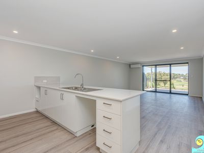4 / 6 Merion Court, Yanchep