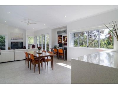 9 McNab Avenue, Tewantin