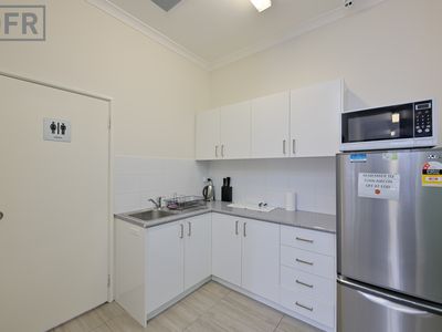 8 / 3 Goddard Street, Rockingham