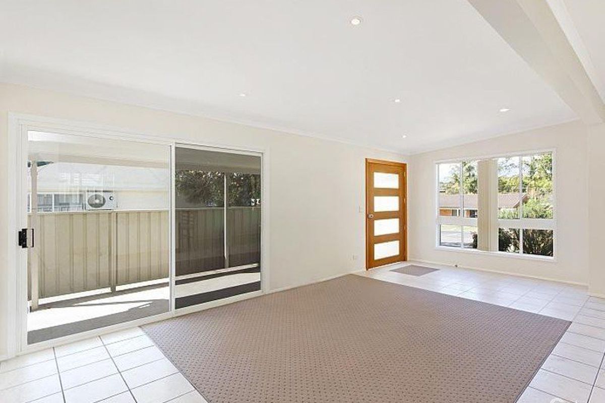 11 Lisarow Street, Lisarow