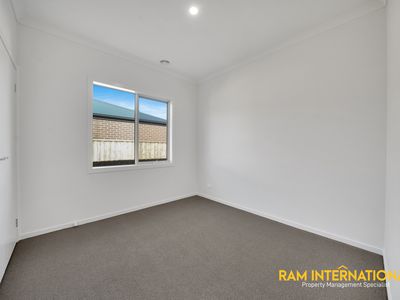 11 Determination Street, Aintree