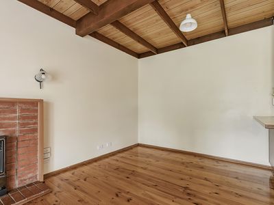 15 Cheam Drive, Reynella
