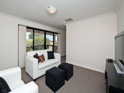 7a Hazel Ave, Woodlands