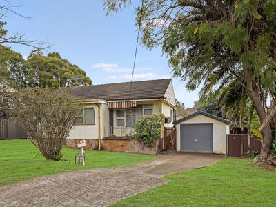 6 Croker Place, Guildford