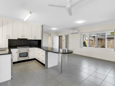 14 Klarwein Close, Gordonvale