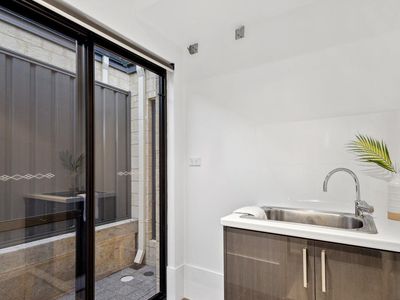 37 Tontave Road, Westminster