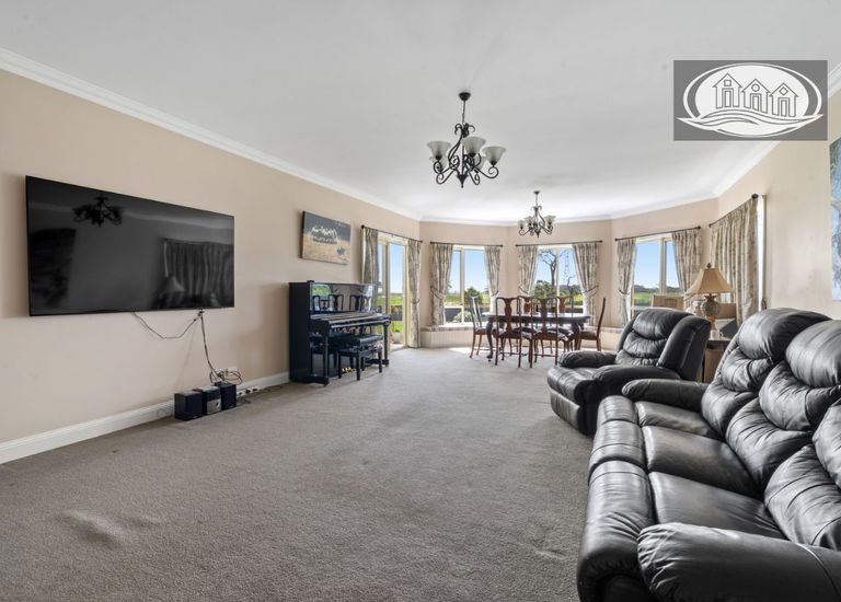 231 Golf Course Road, Heywood