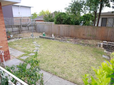 9 Springfield Road, Blackburn North