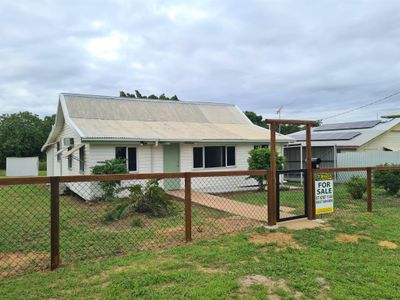 19 MELVILLE STREET, Charters Towers City