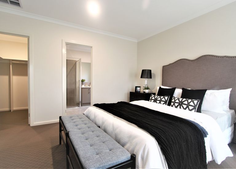 9 Yaleri Rise, Werribee