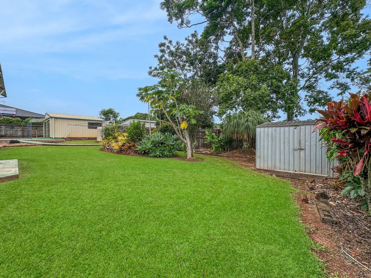 7 Waller Street, Atherton