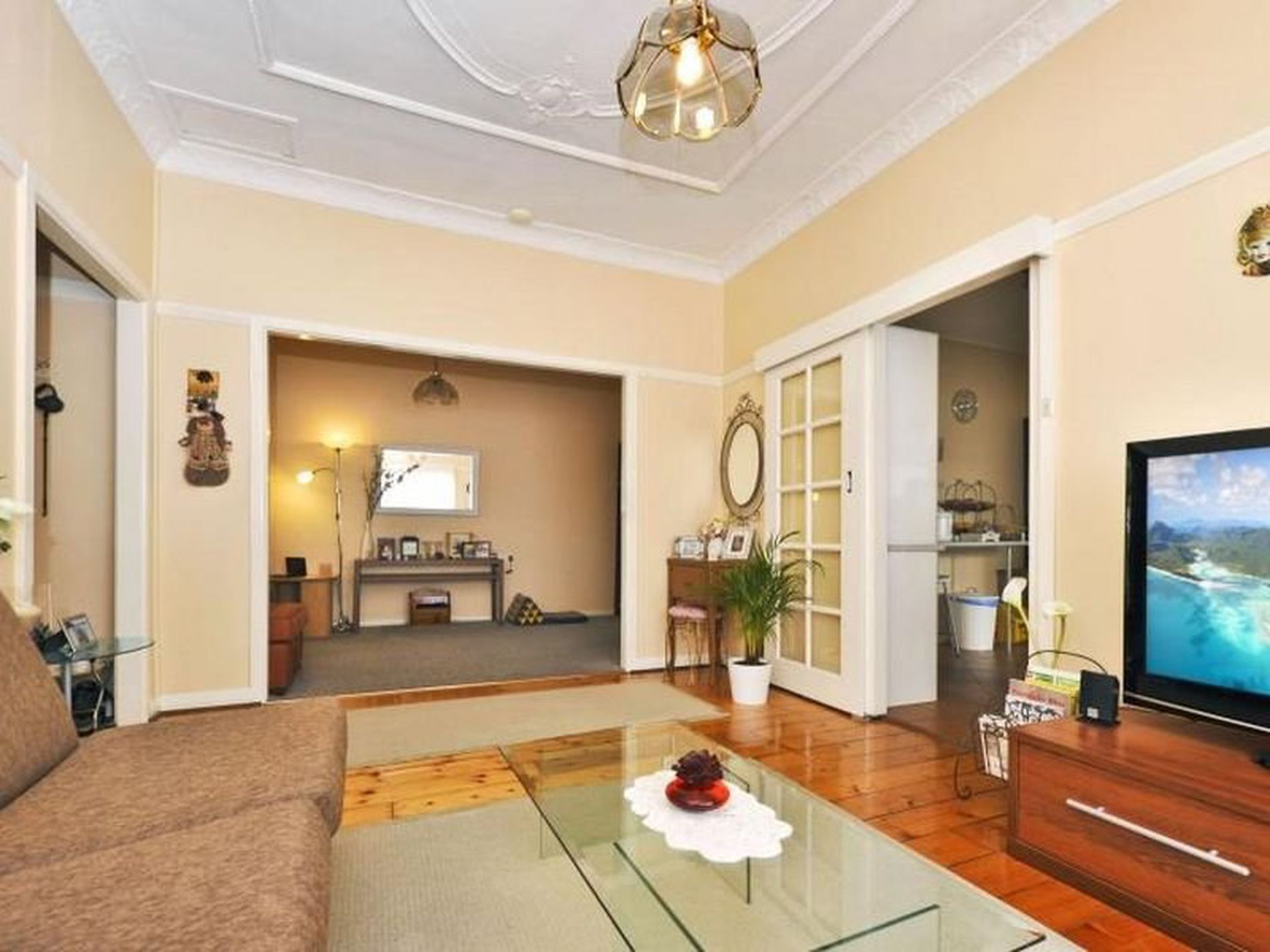 45 Universal Street, Eastlakes