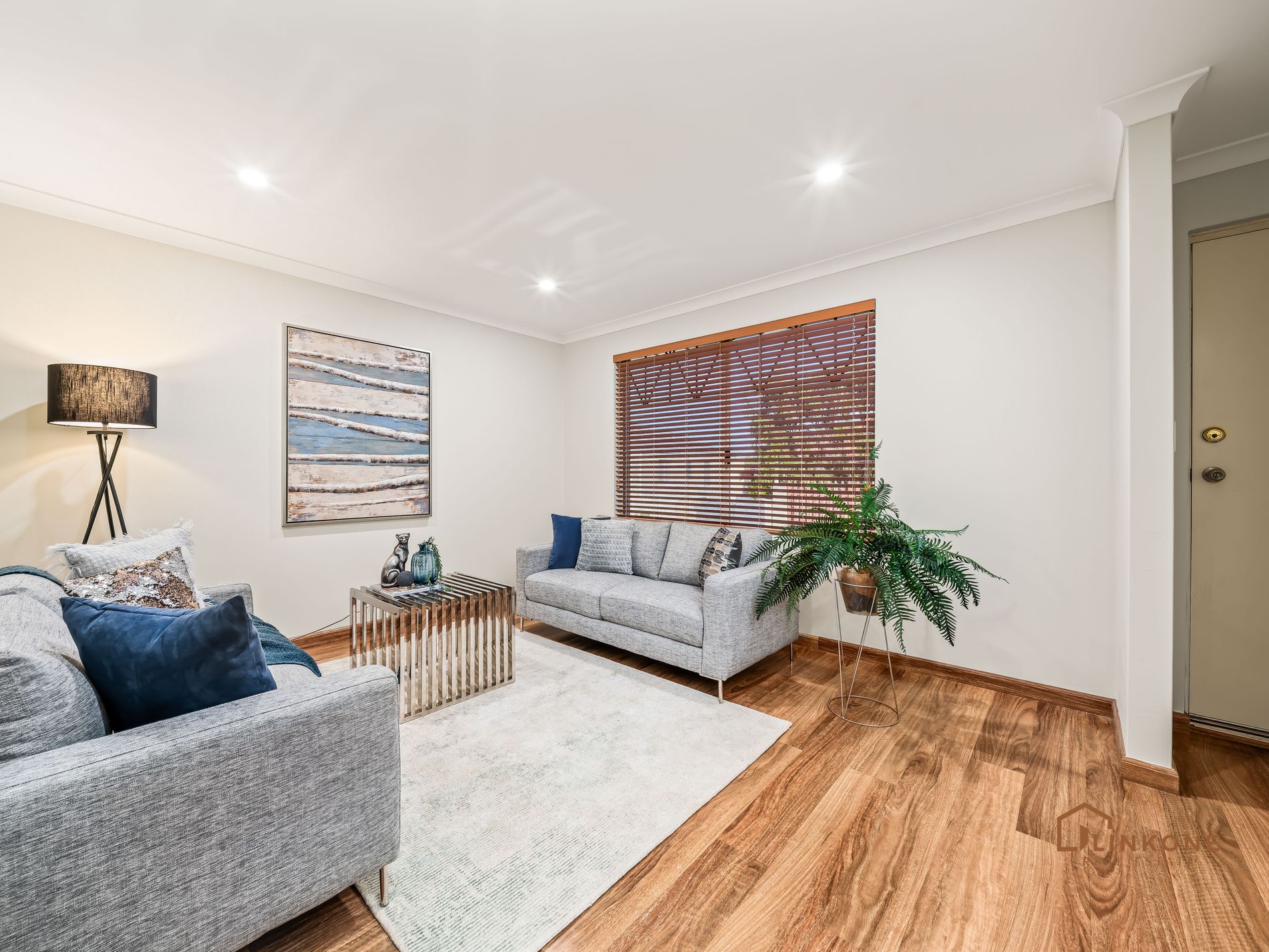 2 / 94 Hobbs Avenue, Como