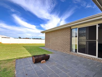 7 Lacey Avenue, Dubbo