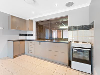 8A Beebin Place, Yangebup