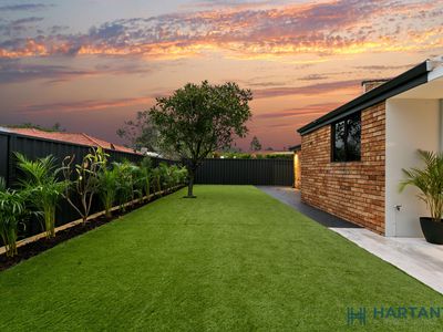 15 Mcgillivray Gardens, Winthrop