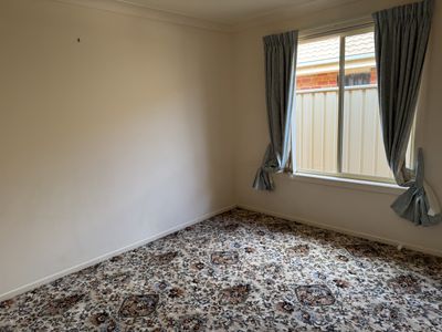 18 Rosewood Drive, Griffith