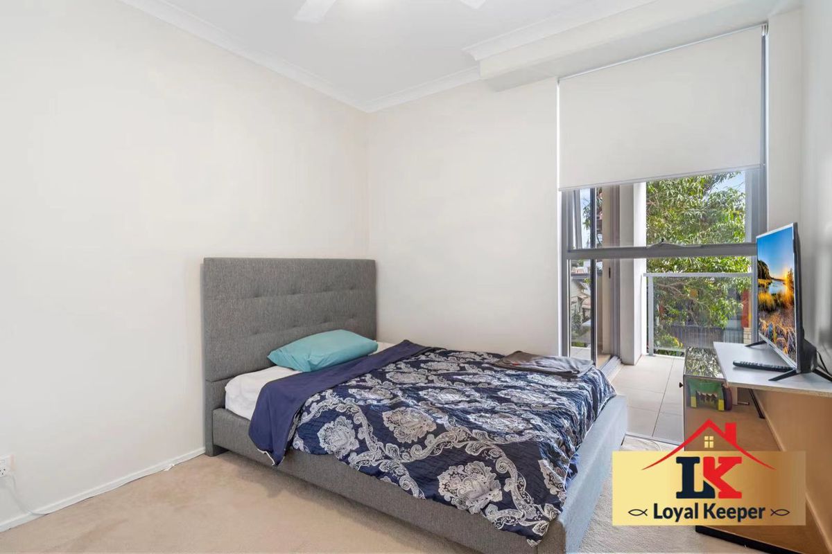 202 / 8 Norman Street, Southport