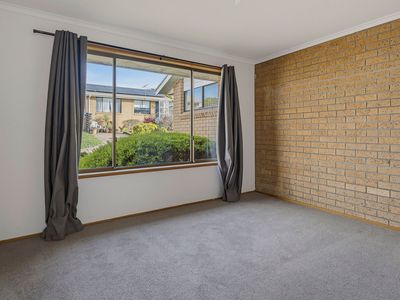 8 / 11 Cadbury Road, Claremont
