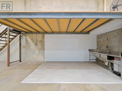 5 / 2 Helmshore Way, Port Kennedy