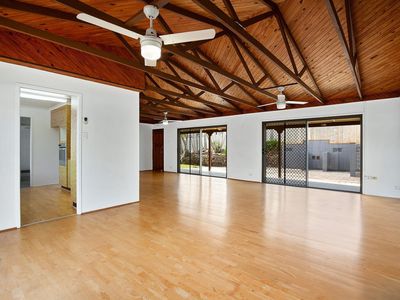 5 Danastas Avenue, Eimeo