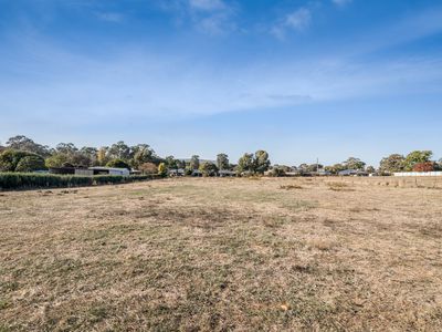17-19 Craven Crescent, Heathcote