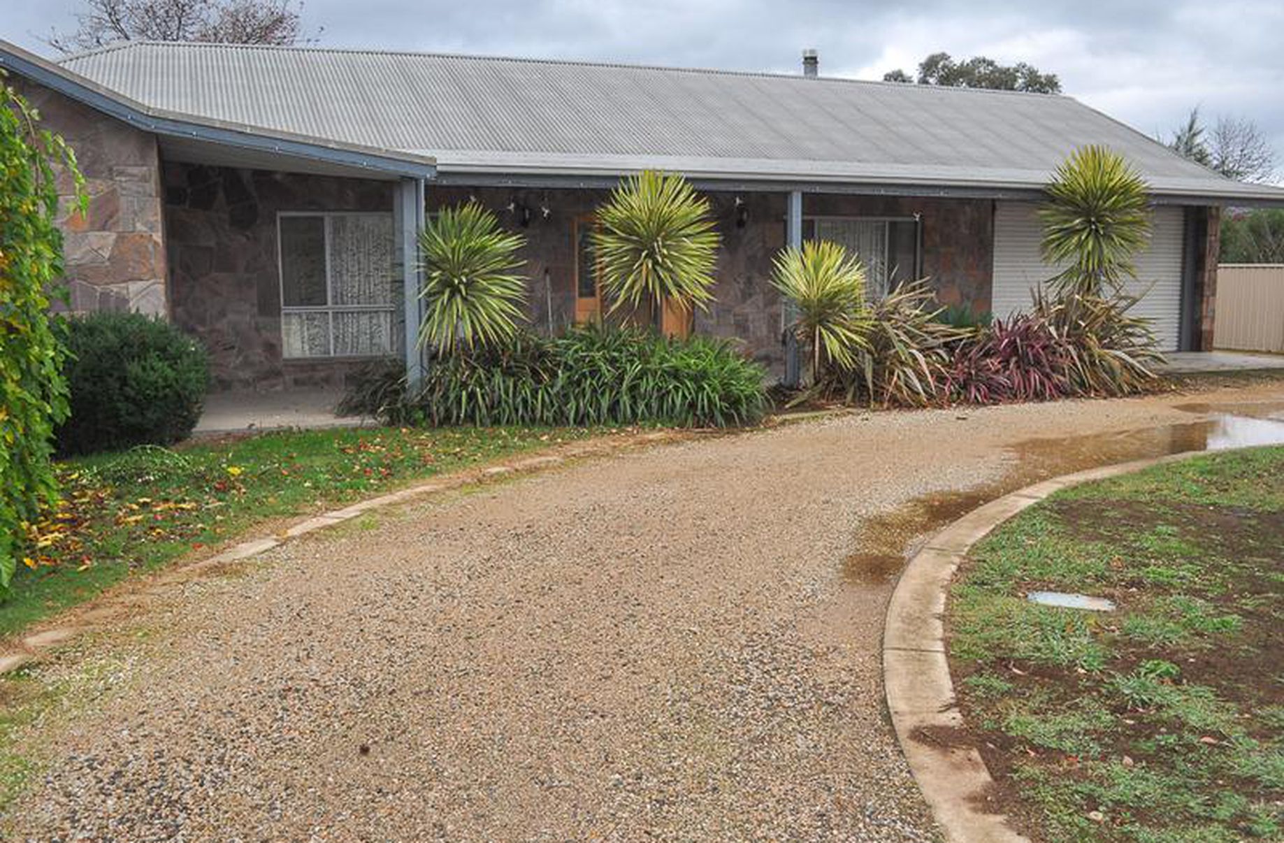 27 Hunter Street, Mansfield Clark & Co Real Estate