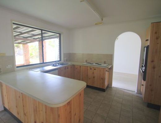 Great value family home in Tewantin image 4