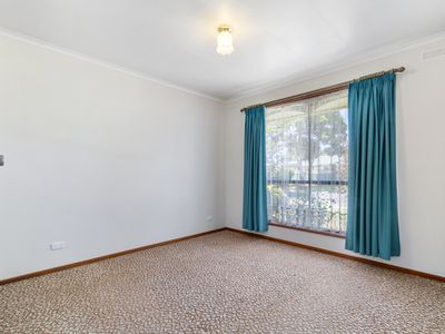 17A Araluen Drive, Sale