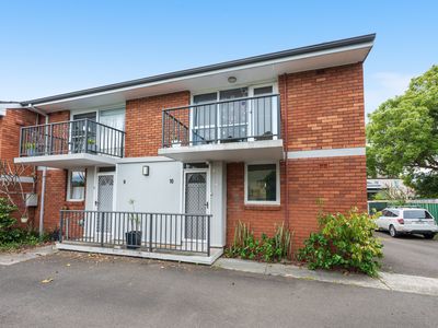 10 / 347A Livingstone Road, Marrickville