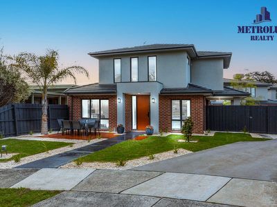 1 / 2 Agnes Court, Glen Waverley