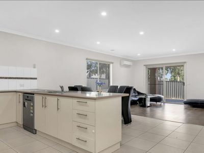18 Watergum Avenue, Craigieburn