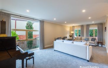 9 Royal Crescent, Beaconsfield