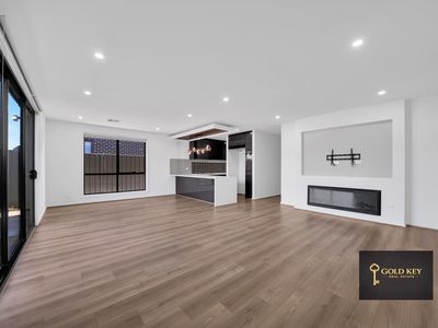 14 Songlark Street, Melton South