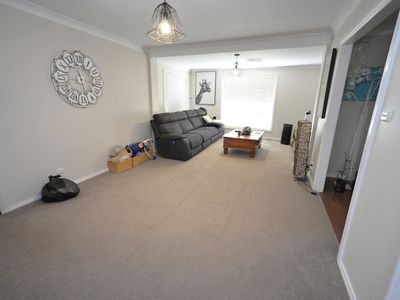 7 Cobden Place, Parkes