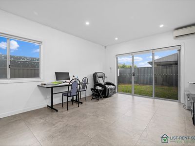 3 McNeill Circuit, Oran Park