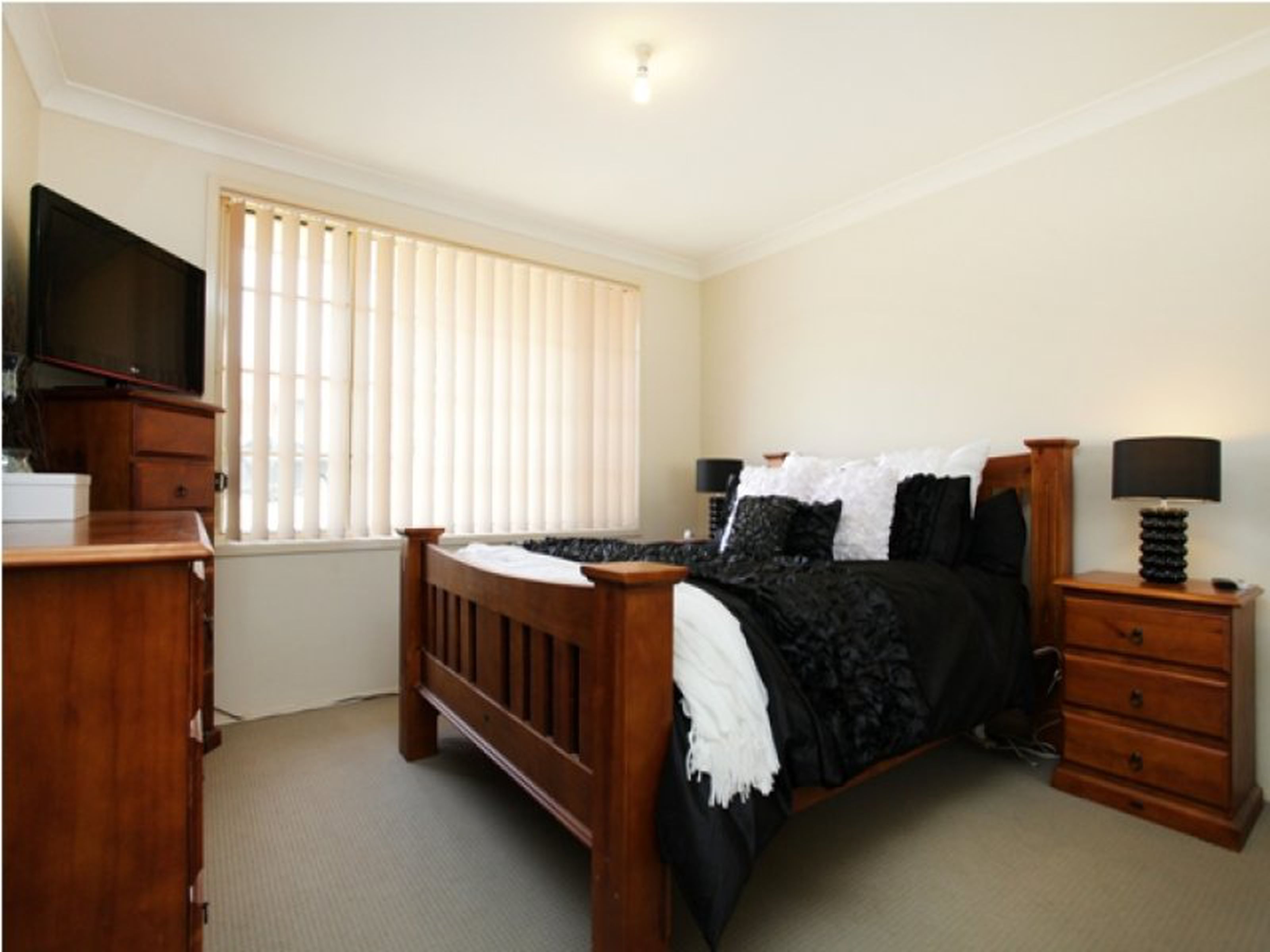 4 Becke Court, GLENMORE PARK