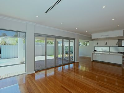 30A Lynton Street, Doubleview