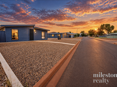 4 / 18 Pilkena Street, Tom Price
